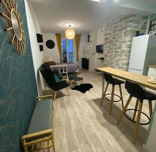 Idealement Place Et Paisible ! Oloron-Sainte-Marie