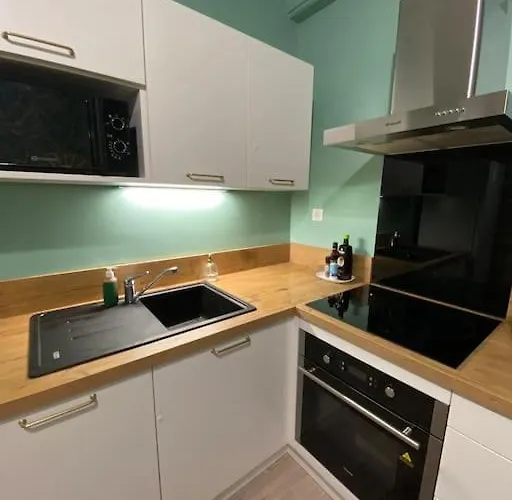 Διαμέρισμα Idealement Place Et Paisible ! *